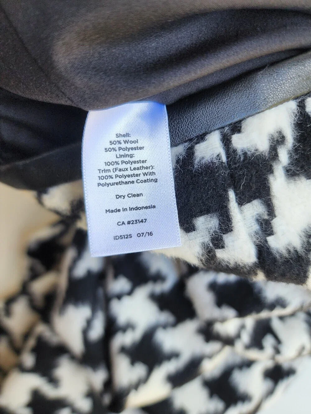 Talbots Houndstooth Black White Women's Skirt Wool Blend  Pencil Sz 14